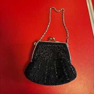 BIJOUX TERNER Elegant Black Beaded Handbag
